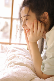 动漫打扑克免费观看